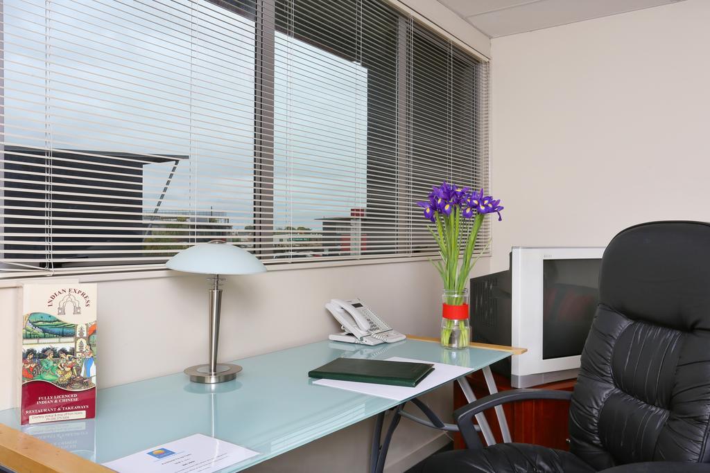 Kudos Business Suites & Airport Motel Auckland Esterno foto